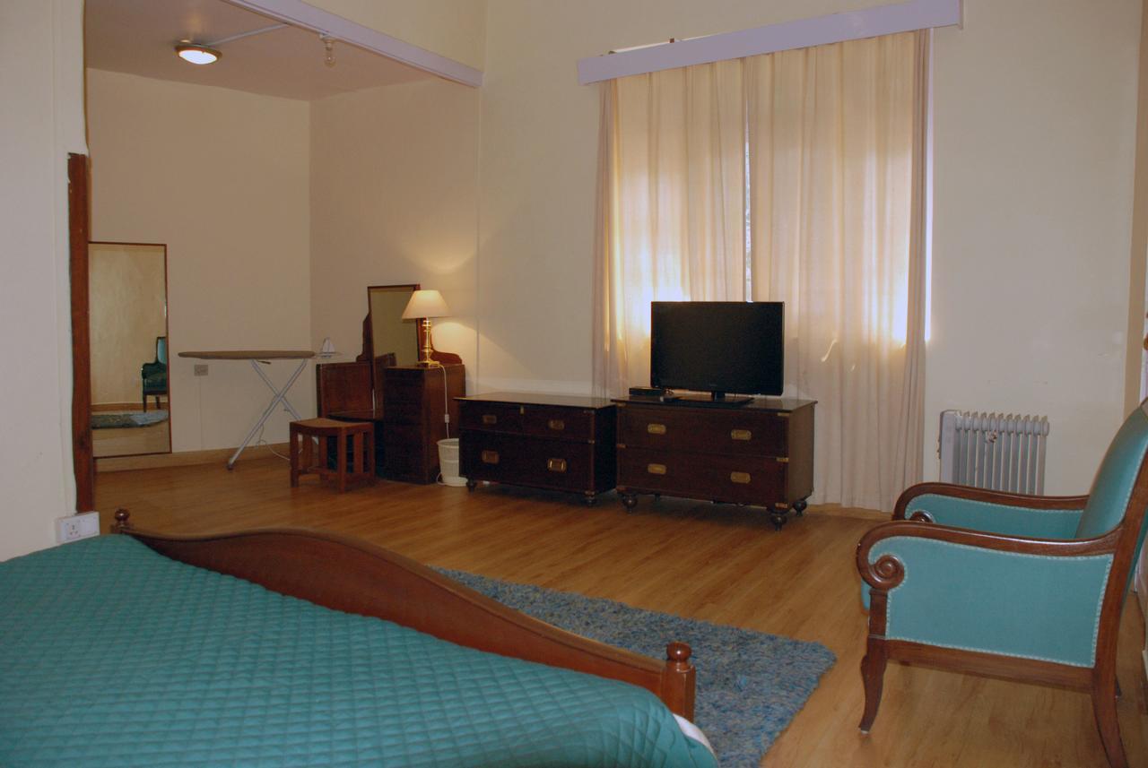 Alasia Hotel Kasauli Zewnętrze zdjęcie